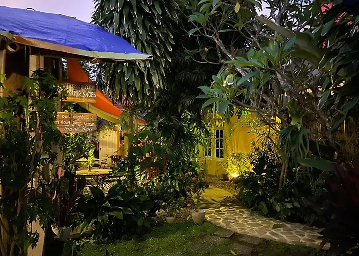 Viavia Guesthouse Yogyakarta